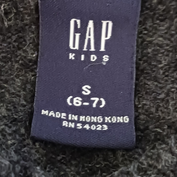 Gap EUC Girls Dark Gray Soft and Warm Cozy Sweater. Size Small 6/7 - Picture 7 of 8